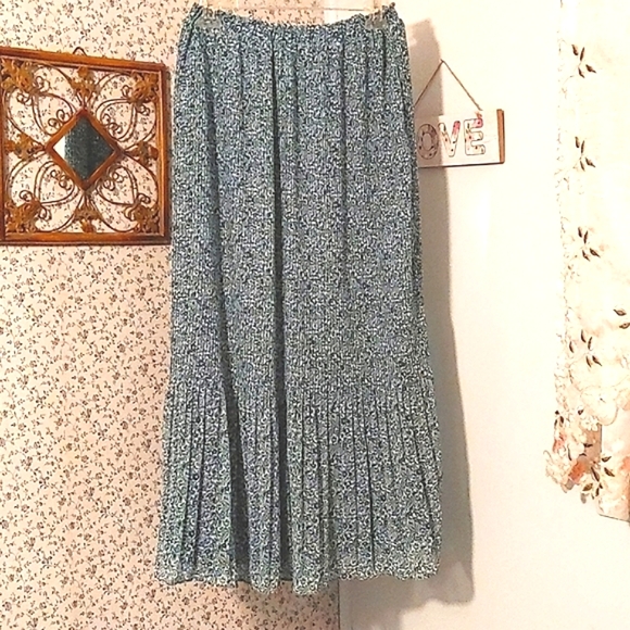 Mango Blue and Green Floral Maxi Skirt - Picture 4 of 4